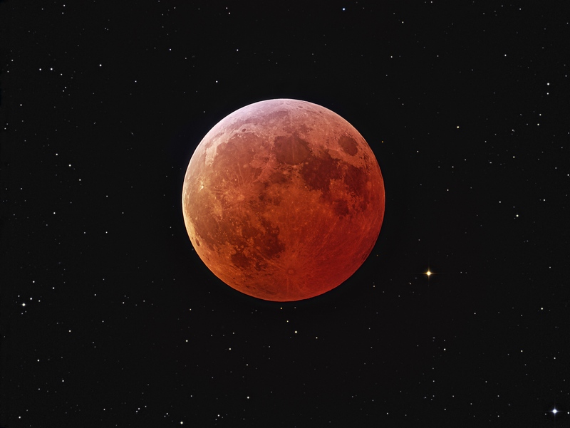 Lune rouge